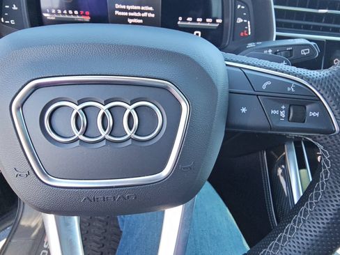 Used 2023 Audi SQ7 Premium Plus AWD/4WD image 12