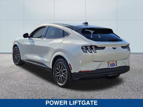 Certified 2025 Ford Mustang Mach-E Premium image 3