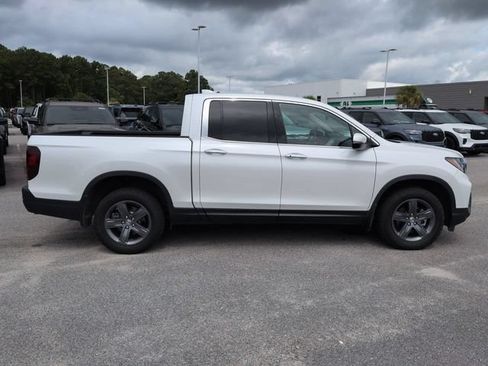 Used 2023 Honda Ridgeline RTL-E image 3