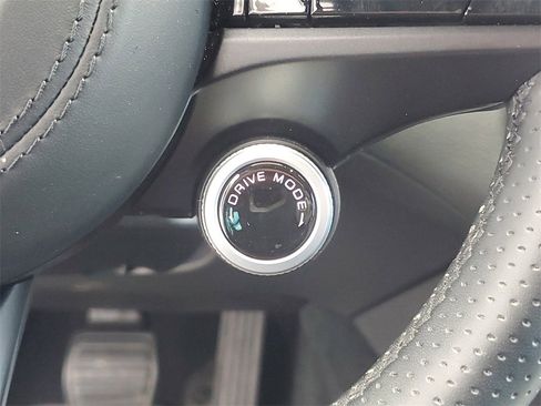 Used 2024 Maserati Grecale GT image 26