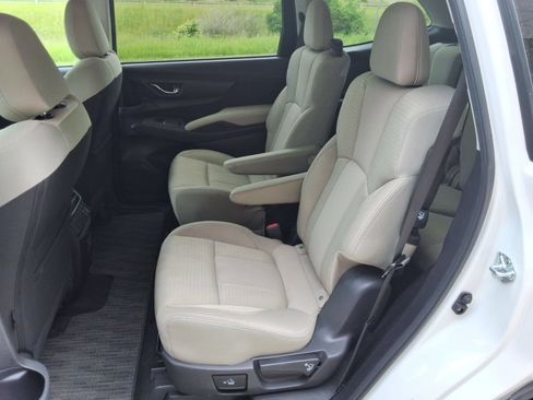 Used 2025 Subaru Ascent Premium AWD/4WD image 30