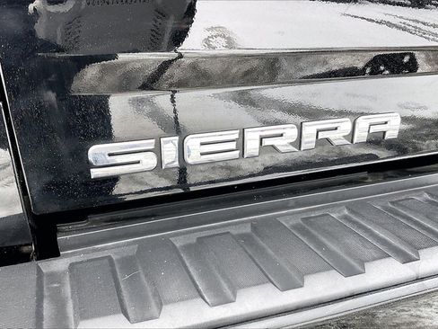 Used 2018 GMC Sierra 1500 SLE w/ SLE Value Package image 29