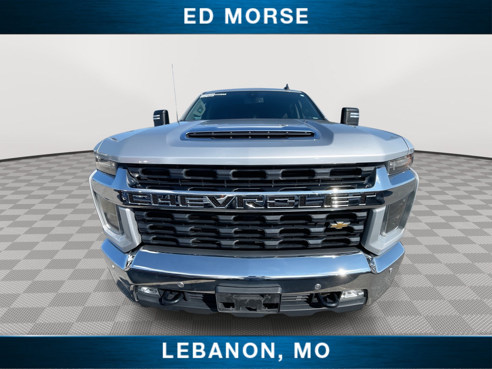 Used 2021 Chevrolet Silverado 2500 LT w/ Convenience Package AWD/4WD image 3