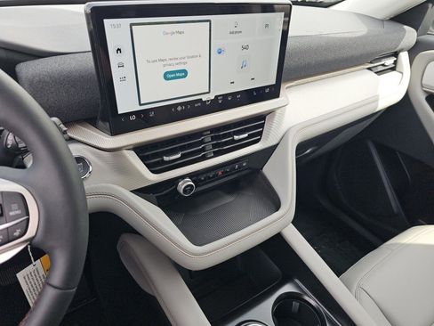 New 2026 Ford Explorer Active AWD/4WD image 31