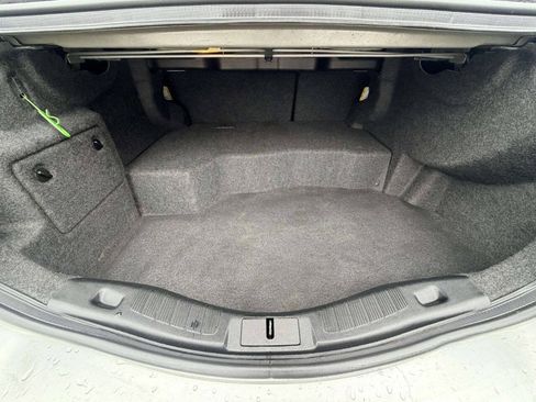 Used 2018 Ford Fusion SE FWD image 5