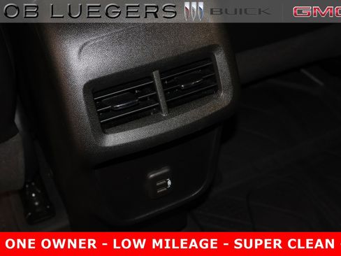 Certified 2022 Chevrolet Equinox RS w/ LPO, Floor Liner Package image 14