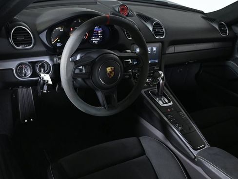 Used 2023 Porsche 718 Cayman GT4 image 4