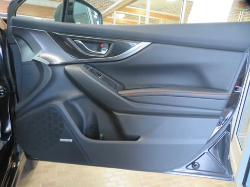 Used 2018 Subaru Crosstrek 2.0i Limited image 23