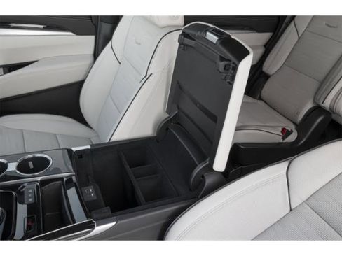 New 2026 Cadillac Escalade Platinum Sport AWD/4WD image 13
