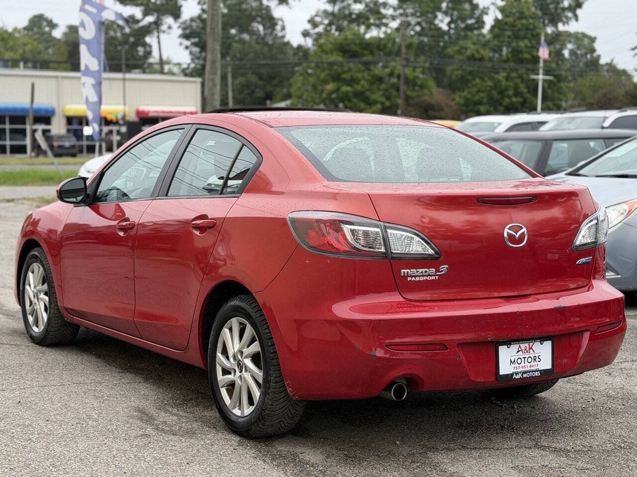 Used 2013 MAZDA MAZDA3 i Touring FWD image 6