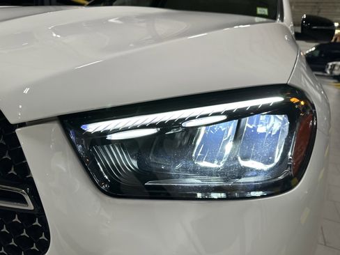 Certified 2025 Mercedes-Benz GLE 450 GLE 450 image 10