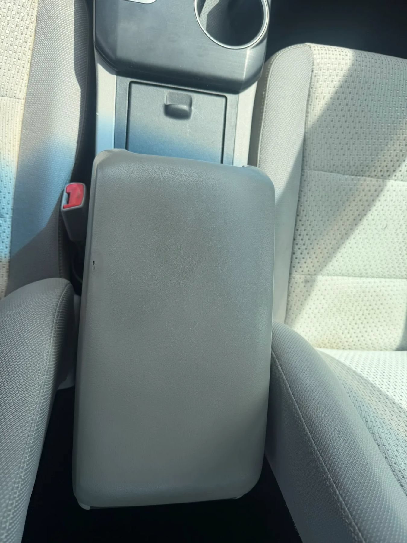 Used 2012 Toyota Camry LE FWD image 20