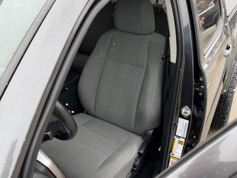 Used 2019 Toyota Tacoma SR5 image 23