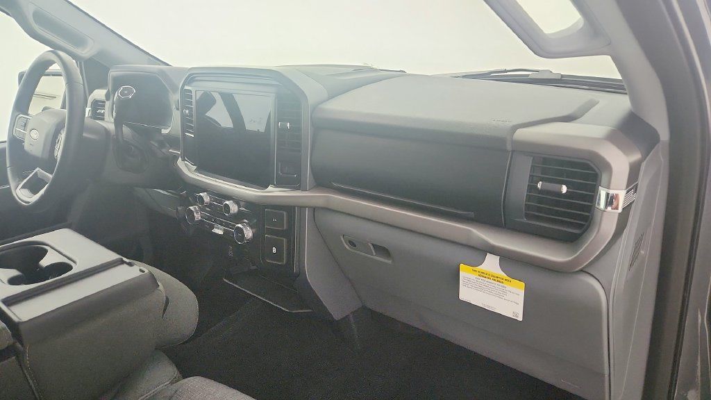 Used 2025 Ford F150 XLT w/ Equipment Group 301A Standard AWD/4WD image 27
