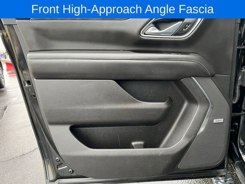 Used 2021 Chevrolet Suburban Z71 w/ Z71 Signature Package image 42