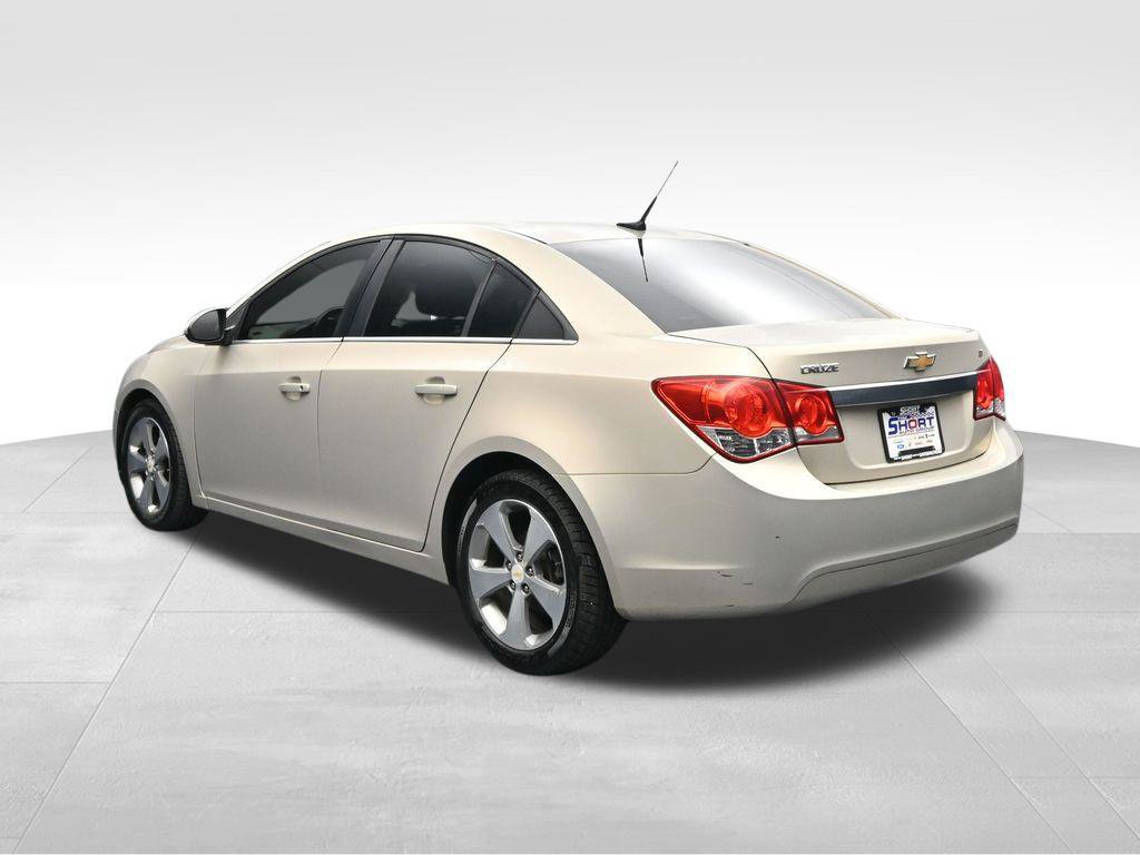 Used 2011 Chevrolet Cruze LT FWD image 3