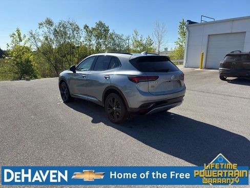 Used 2023 Buick Envision Essence w/ Sport Touring Package AWD/4WD image 4