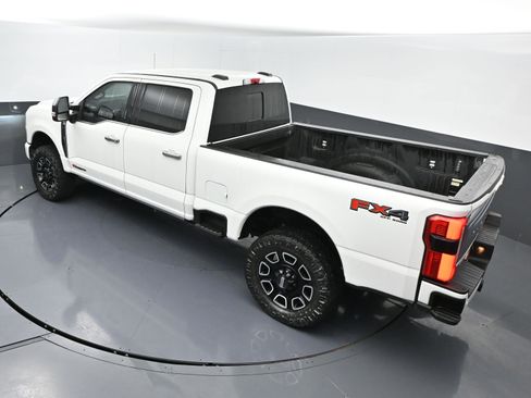 Used 2024 Ford F250 Platinum image 42