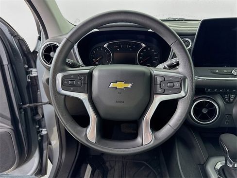 Used 2024 Chevrolet Blazer LT w/ Convenience Package image 12