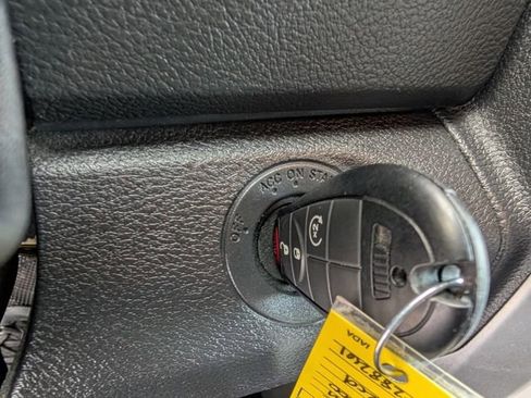 Used 2012 RAM 2500 Laramie image 20