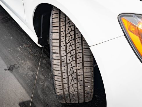 Used 2019 Mercedes-Benz CLA 250 4MATIC image 42