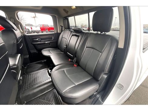 Used 2018 RAM 1500 Laramie w/ Convenience Group image 27
