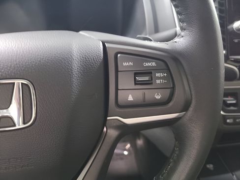 Certified 2024 Honda Ridgeline Sport image 25