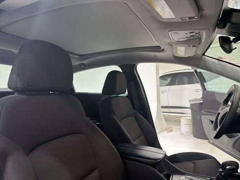 Used 2024 Chevrolet Malibu LT image 25