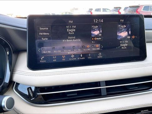 Certified 2025 INFINITI QX60 Luxe w/ Vision Package image 8