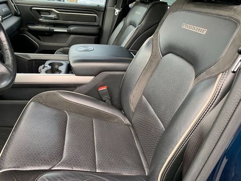 Used 2023 RAM 1500 Laramie AWD/4WD image 17
