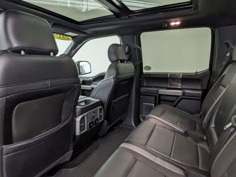 Certified 2019 Ford F150 Raptor w/ Equipment Group 802A Luxury image 36