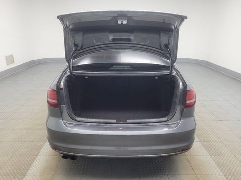 Used 2017 Volkswagen Jetta SEL FWD image 29