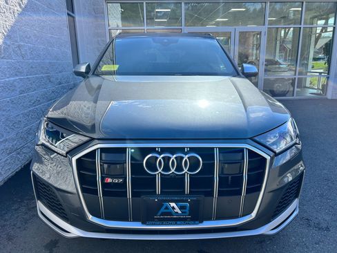 Used 2021 Audi SQ7 Premium Plus w/ Driver Assistance Package image 5