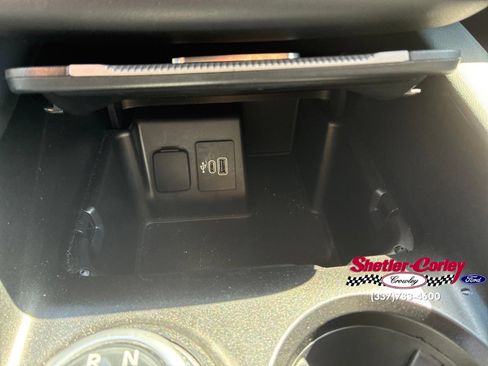 Used 2025 Ford Explorer ST-Line AWD/4WD image 38