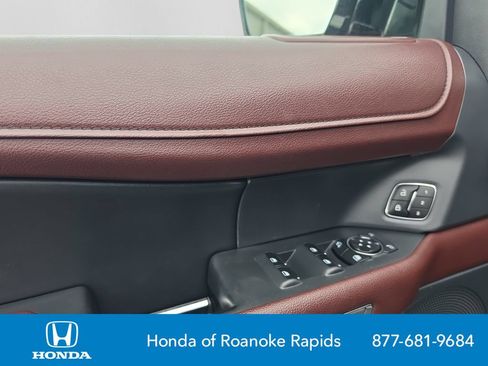 Used 2024 Ford Expedition Max Limited AWD/4WD image 11