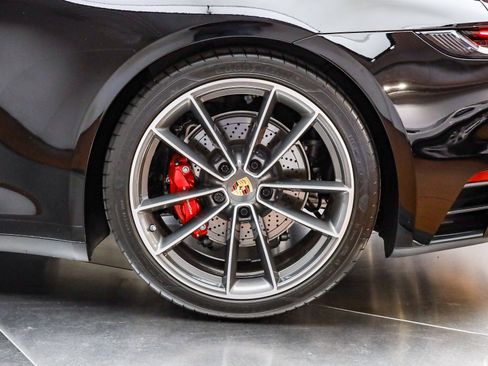 Used 2024 Porsche 911 Targa 4S image 10