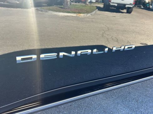Used 2024 GMC Sierra 2500 Denali Ultimate w/ Max Trailering Package image 16