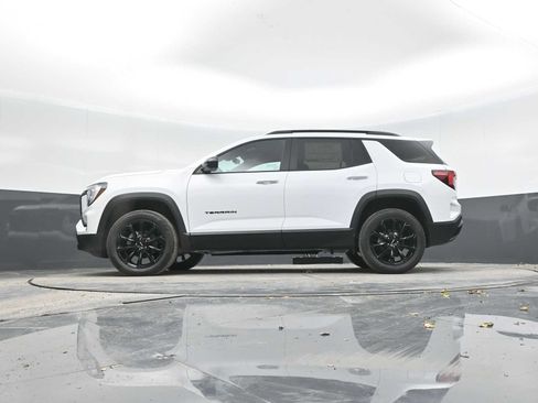 New 2026 GMC Terrain Elevation w/ Elevation Premium Package image 38