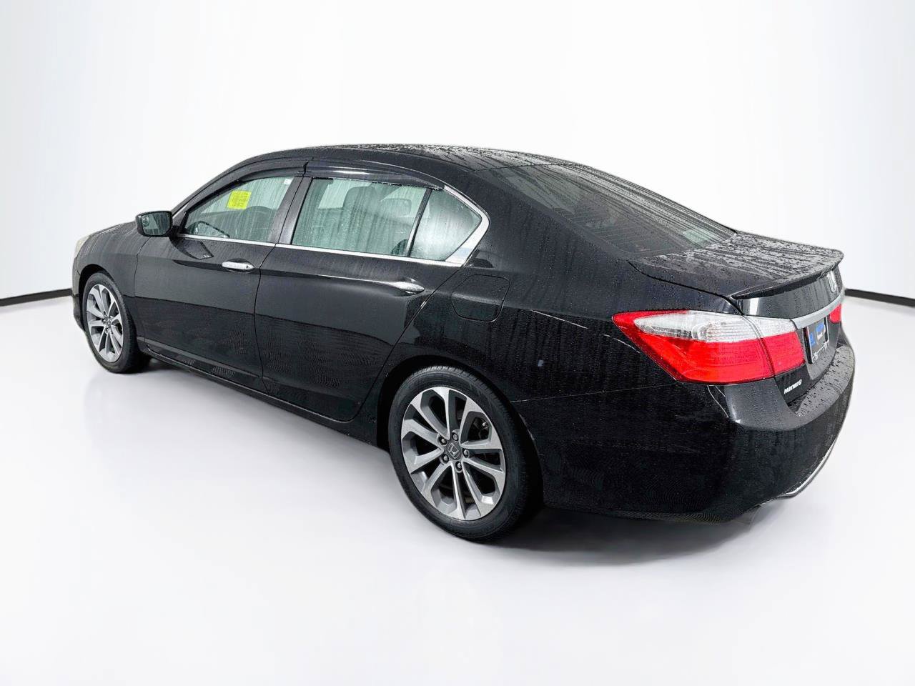 Used 2015 Honda Accord Sport image 6