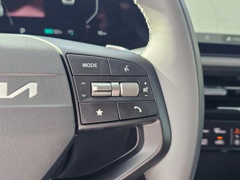 New 2025 Kia EV6 Wind image 34