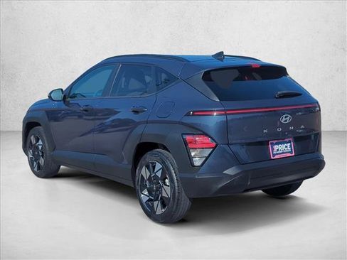 Used 2025 Hyundai Kona SEL FWD image 8