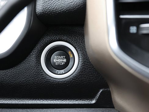 Used 2024 RAM 2500 Laramie w/ Safety Group image 33