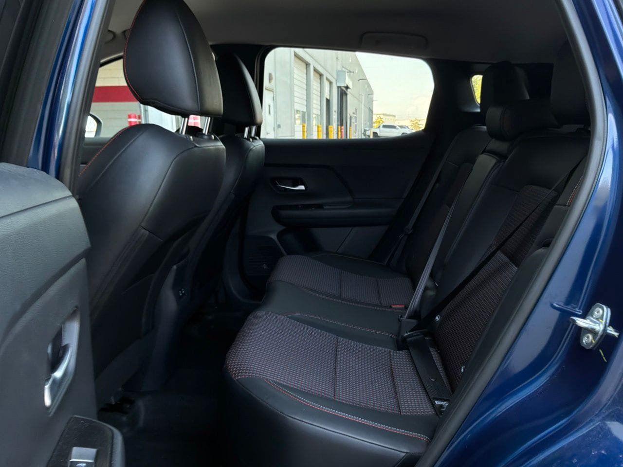 Used 2026 Nissan Kicks SR FWD image 11