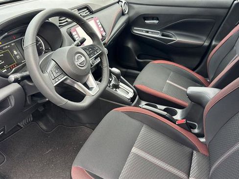 New 2025 Nissan Versa SR w/ Trunk Package image 10