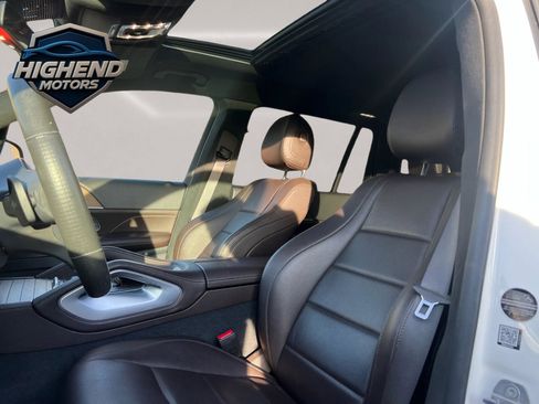 Used 2020 Mercedes-Benz GLS 450 4MATIC image 15