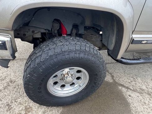 Used 1998 Chevrolet Silverado 1500 4x4 Extended Cab w/ Preferred Equipment Group 2 image 22