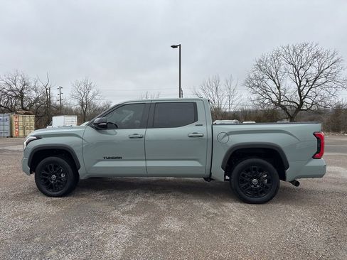 Used 2024 Toyota Tundra Limited image 5