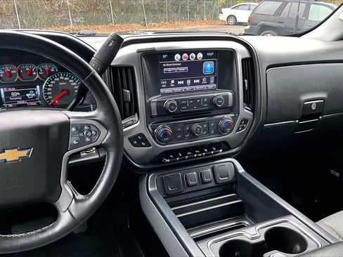 Used 2017 Chevrolet Silverado 2500 LTZ w/ Midnight Edition image 10