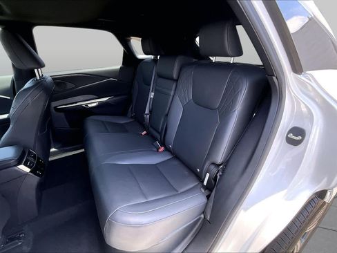 Used 2024 Lexus RX 350 FWD w/ Technology Package image 19