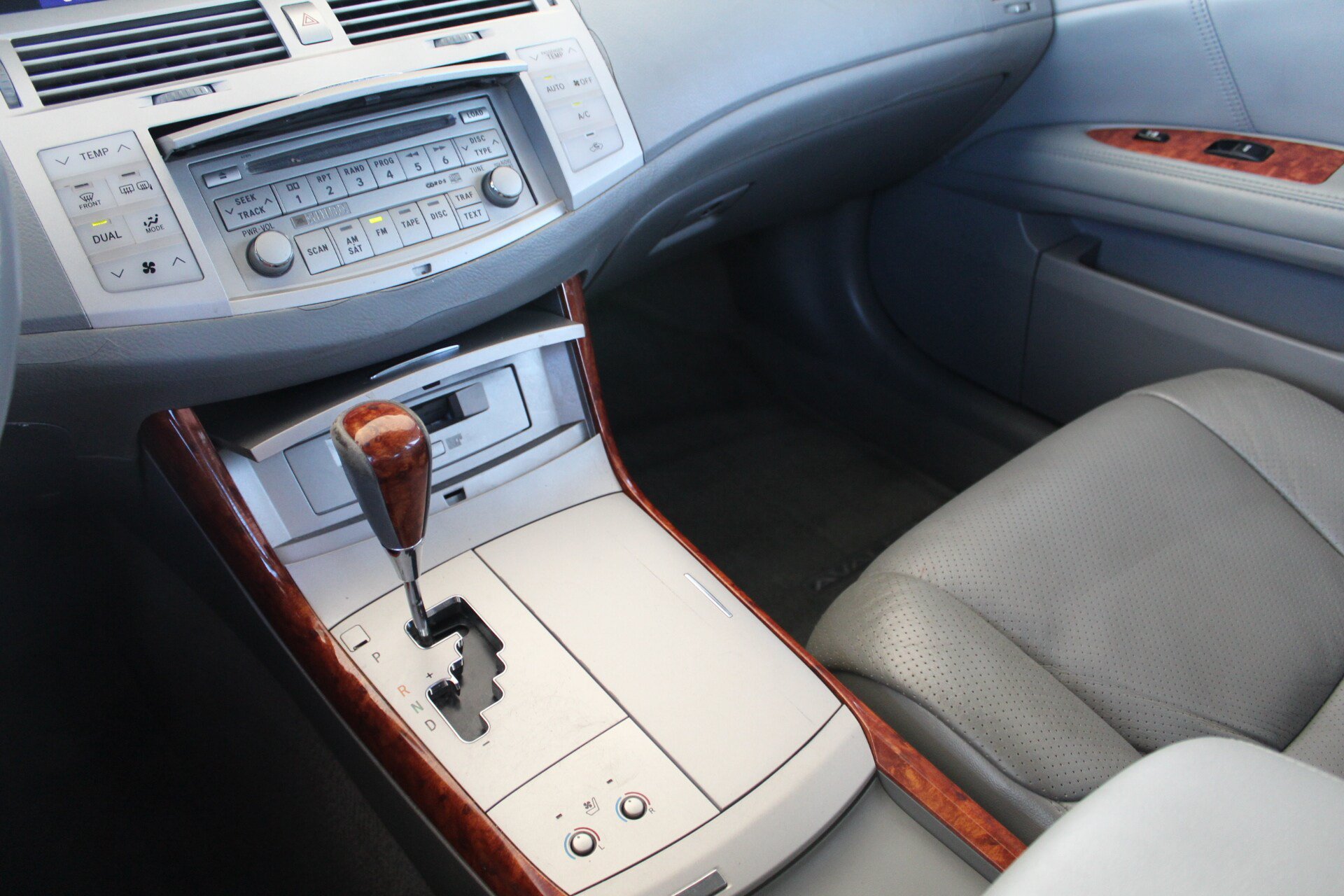 Used 2007 Toyota Avalon Limited FWD image 40